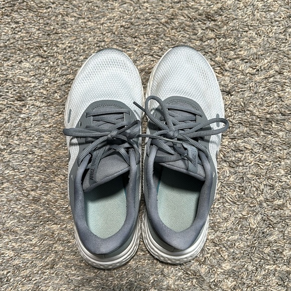 Nike Revolution 5 - Picture 5 of 7